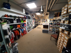 EMAX Bowling Shop - Bowling Pro Shop - Info